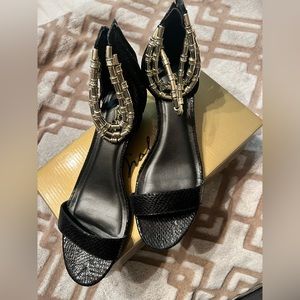 Dressy sandal size 9